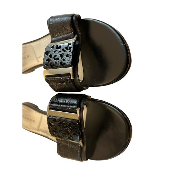 Tahari Black Buckle Flat Slide Slip Sandals 9 - Picture 7 of 11